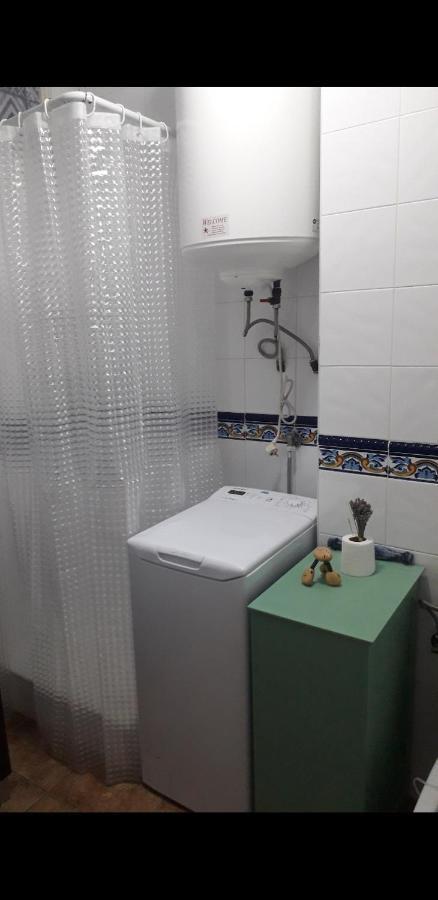 The Studio 贝纳尔马德纳 外观 照片